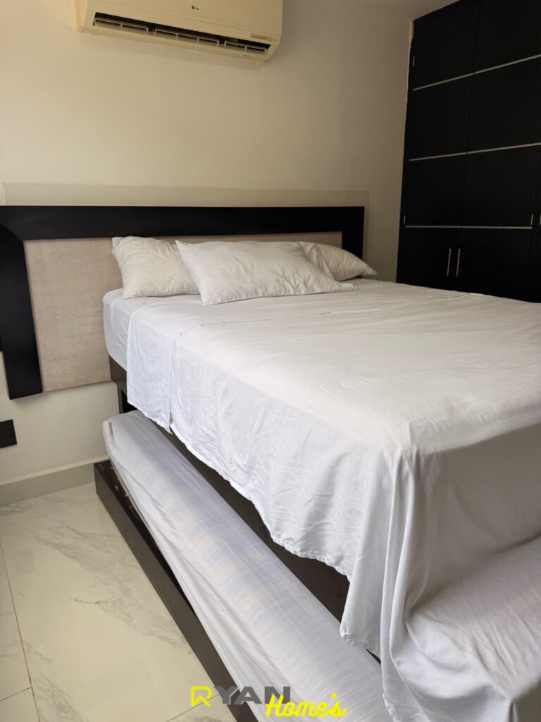 FBACE35A-4A10-484C-B666-F15020BD20EF