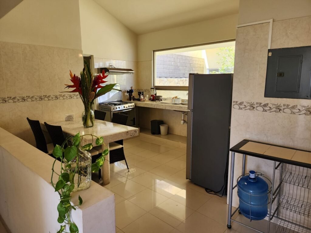 0eb9595d-127d-46c0-bf8c-89e2e96bd3f8