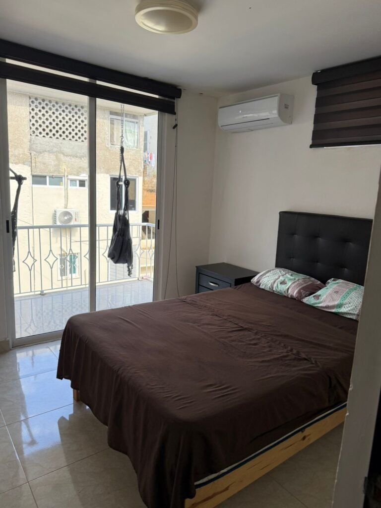 3fedc364-fcee-475b-bfe7-2101d52e5780