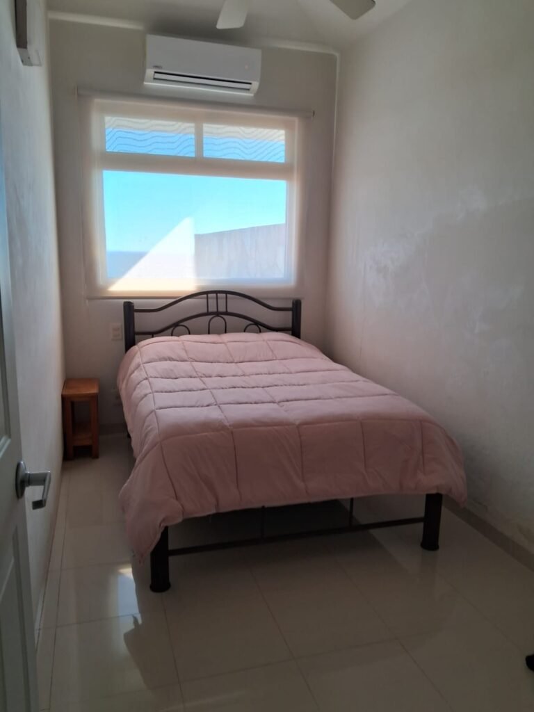 59c6abfb-49d0-42b6-a1d7-18f1e0c168b2