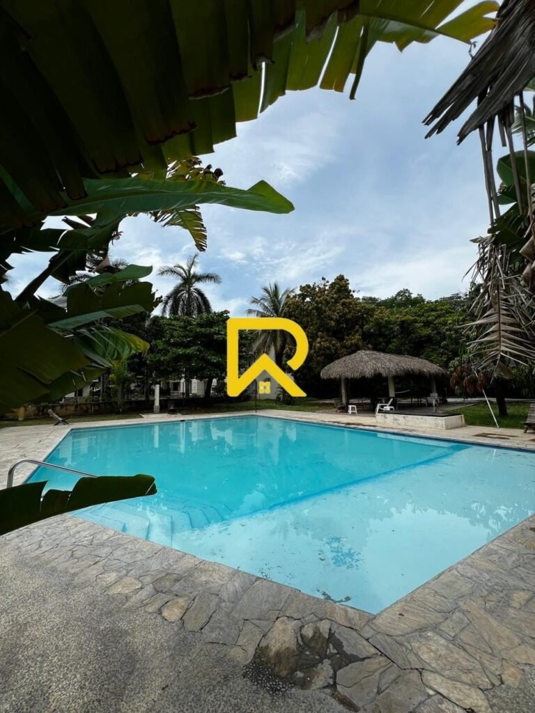 b589b5b5-830c-48f3-84b3-a4e9ef95d616