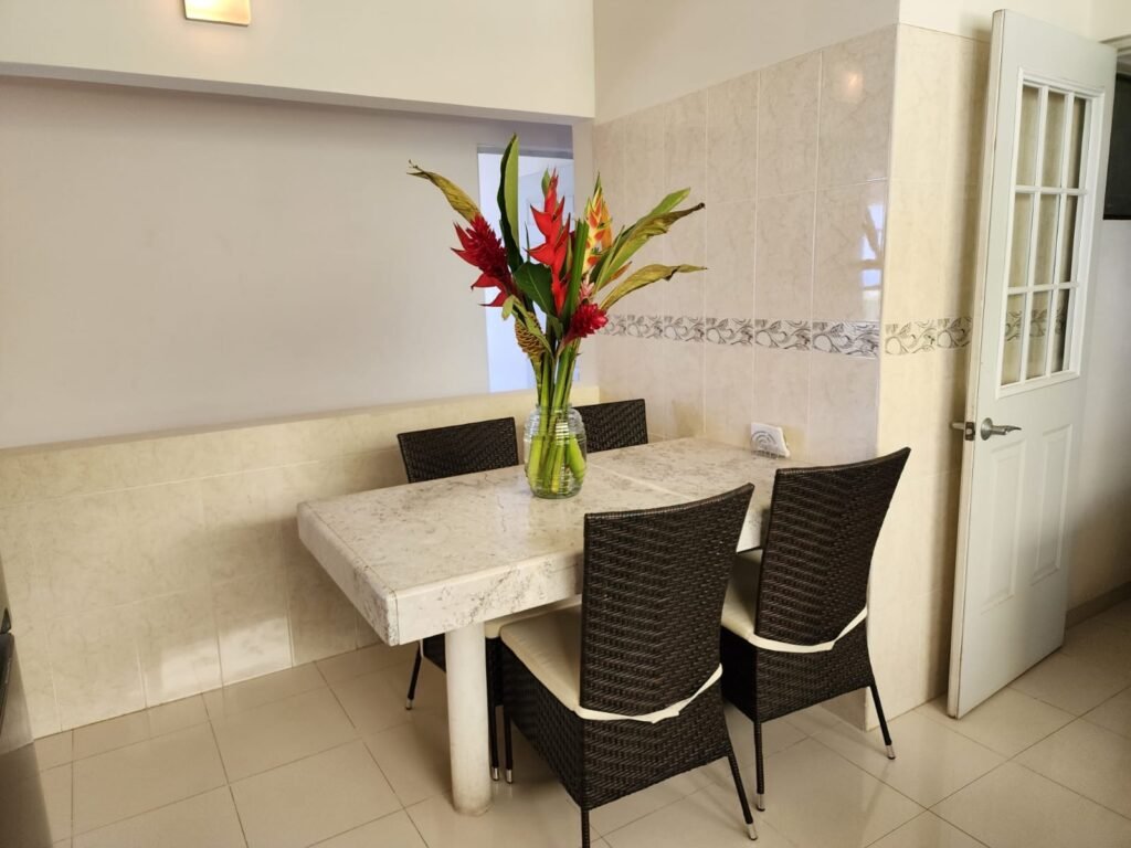 f3c3d1e4-8570-4e4a-8b1c-ccc35db05c28