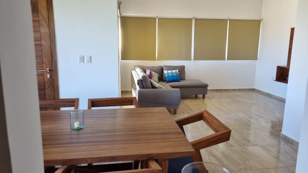 fe3f0d17-d97d-40c7-9bf7-04647d7c3f9e